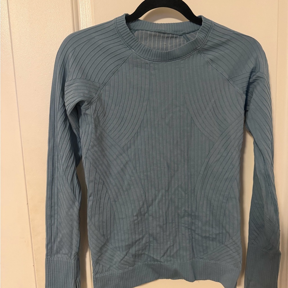 Lululemon Kanto Catch Me Long Sleeve Top - Size 6